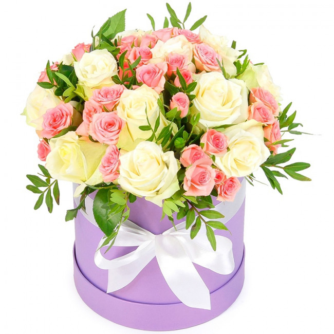 Букет цветов "Шляпная коробка Нефертити"